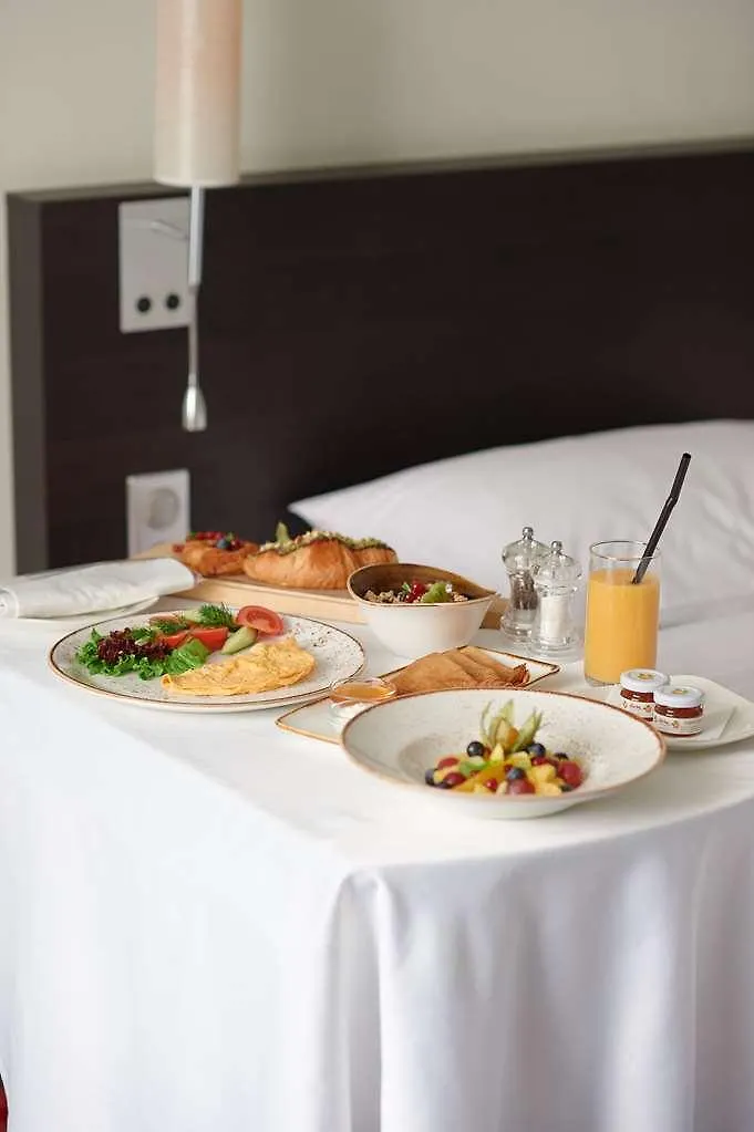 Отель Park Inn By Radisson Astana
